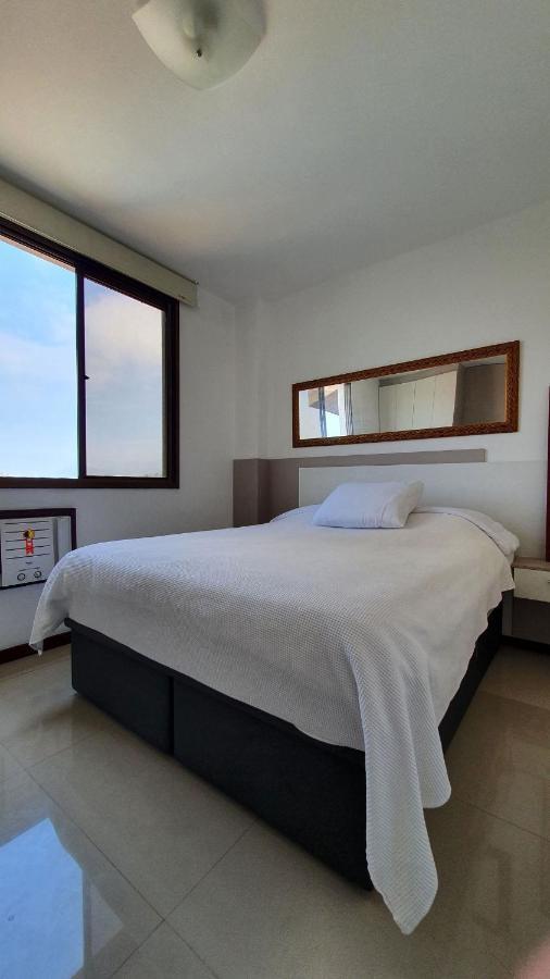 Acolhedor Flat A Beira-Mar Na Barra Da Tijuca Lägenhet Rio de Janeiro Exteriör bild